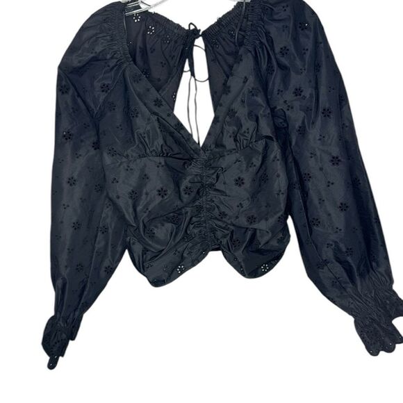Free People Black Bella Eyelet Top. Size Medium. NWT - Picture 4 of 13